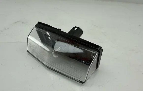 Toyota C-HR I Number plate light 81270F4010