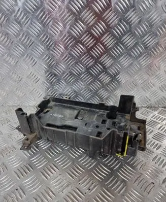 Opel Mokka X Battery box tray 42334926