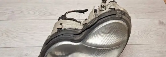 Mercedes-Benz C W203 Headlight/headlamp 4401124L 1156NA