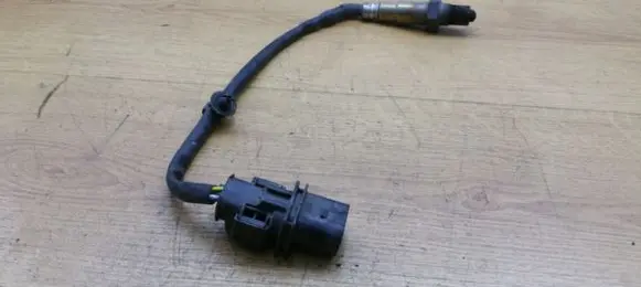 Opel Astra J Lambda probe sensor 55572548 0281004161