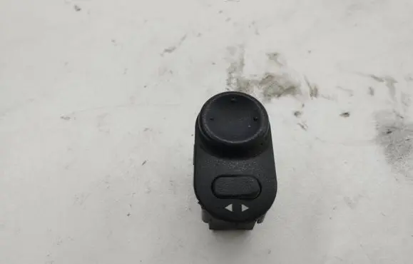 Opel Zafira A Wing mirror switch 09226861