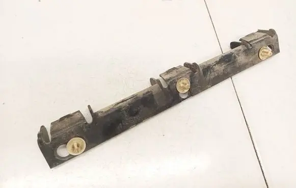 Renault Megane I Rear bumper mounting bracket 7700845258