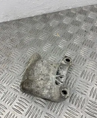 Other engine bay part