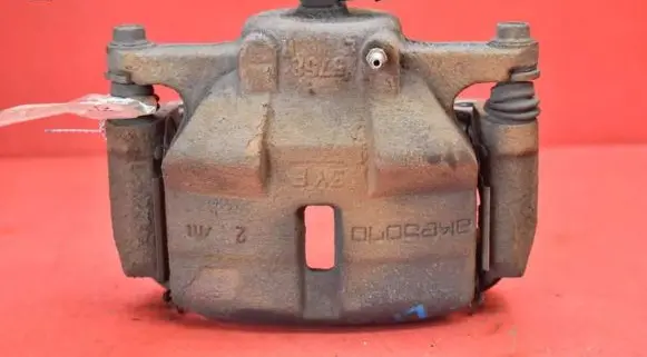 Nissan Qashqai Front brake caliper