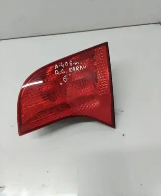 Tailgate rear/tail lights