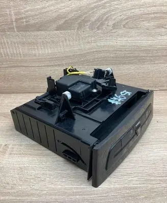 Mercedes-Benz E W211 Hazard light switch A2116800552 1610725000
