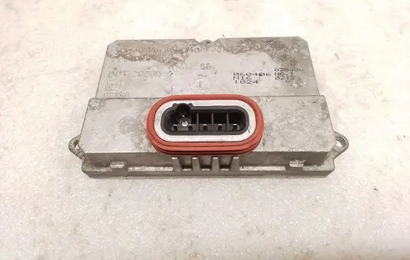 Mercedes-Benz E W211 Headlight ballast module Xenon 5DV00829000