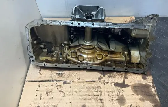 BMW X5 E70 Oil sump 7590631