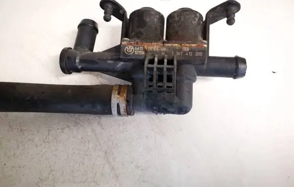 BMW 5 GT F07 Coolant heater control valve 6411911916404