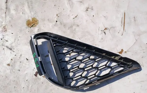 BMW X2 F39 Front bumper lower grill 8069098