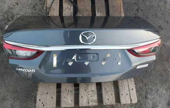 Mazda 6 Truck tailgate 