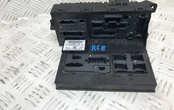 Mercedes-Benz E W211 Fuse module 2115454301