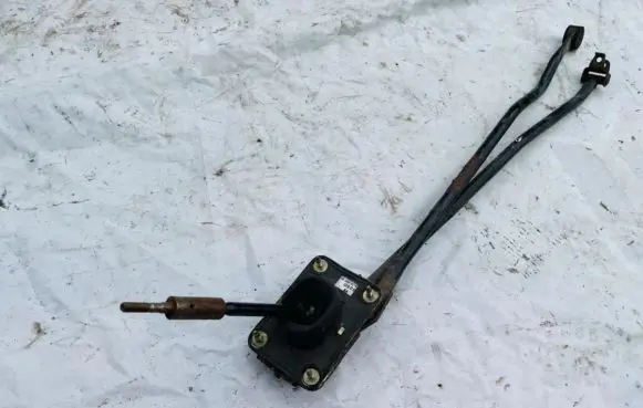 Mazda 323 Gear shifter/selector g1098p g-10-98p