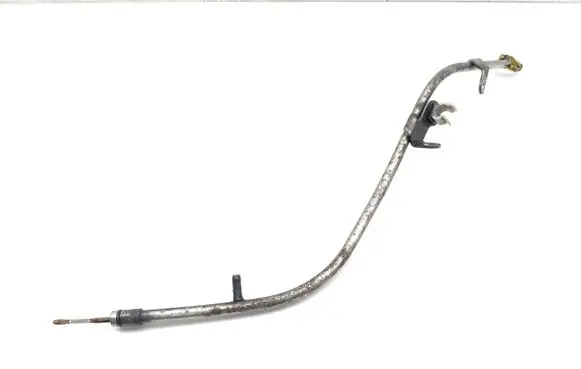 Isuzu D-Max Oil level dip stick 
