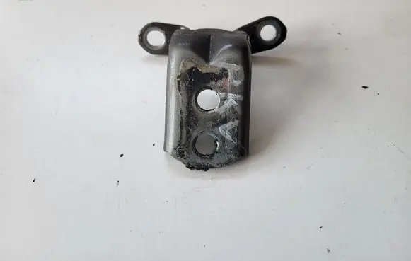 Nissan Pulsar Front door upper hinge