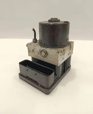 Volkswagen Jetta V ABS Pump 1K0907379AC 00005305H0 10096003593