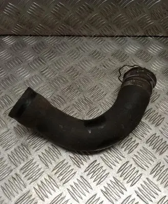 Toyota Avensis Verso Turbo air intake inlet pipe/hose