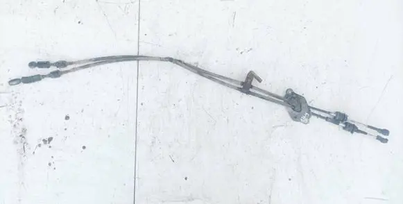Gear shift cable linkage