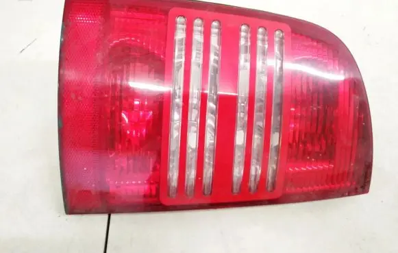 Skoda Octavia Mk1 (1U) Rear/tail lights 1u9945095 1u9945111