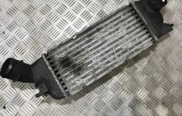 Peugeot 407 Intercooler radiator 9645682880 ia1095