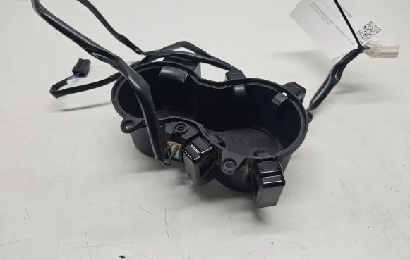 Hyundai Santa Fe Cup holder front 846812B100