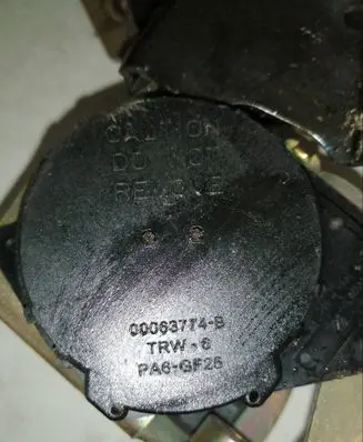 Middle seatbelt (rear)