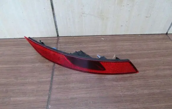 Polestar 2 Rear tail light reflector P31698756