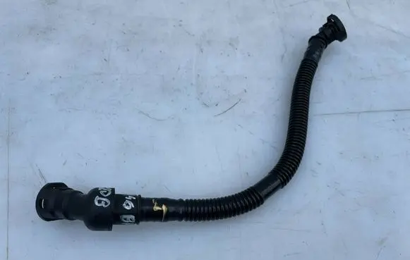 BMW 3 E90 E91 Breather hose/pipe 11157533