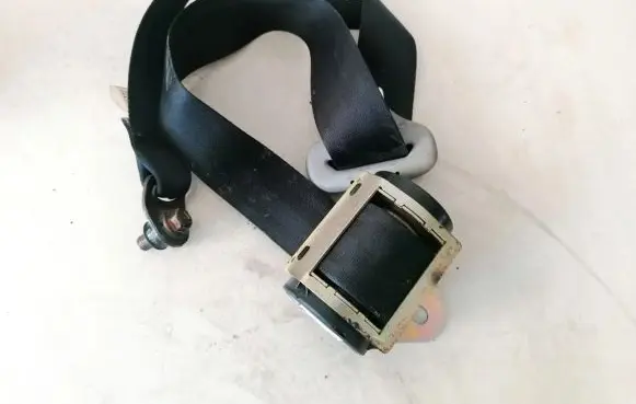Mazda 3 I Front seatbelt 6032791 0433015
