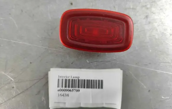 Mercedes-Benz CLA C118 X118 Front door interior light a0009065709
