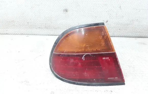 Nissan Almera Rear/tail lights