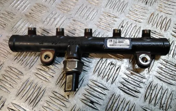 Citroen C4 I Picasso Fuel main line pipe 9681649580