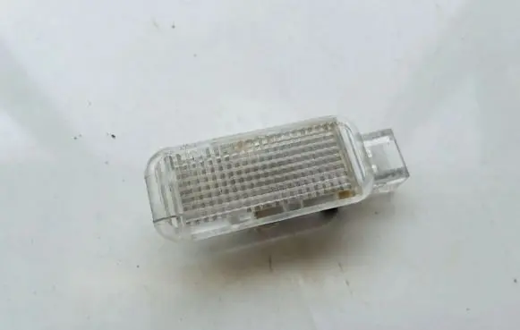 Audi A6 S6 C5 4B Other interior light 4B0947415