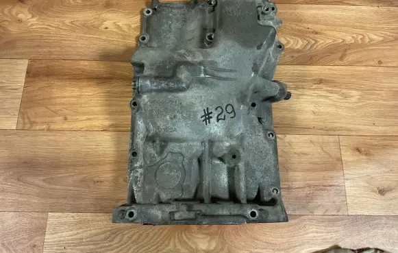 Volvo V50 Oil sump 4M5G6675FG
