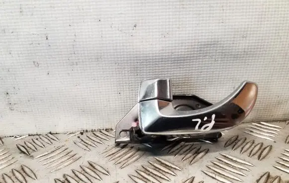 Hyundai Terracan Front door interior handle