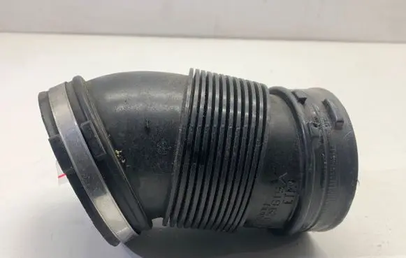 Audi A8 S8 D4 4H Air intake hose/pipe 4H0129615A