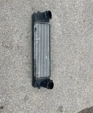 BMW 1 F20 F21 Intercooler radiator 7600530