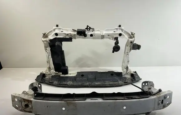 Toyota Yaris Radiator support slam panel 