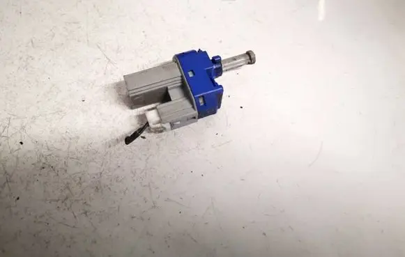 Mazda 3 I Brake pedal sensor switch bp4k