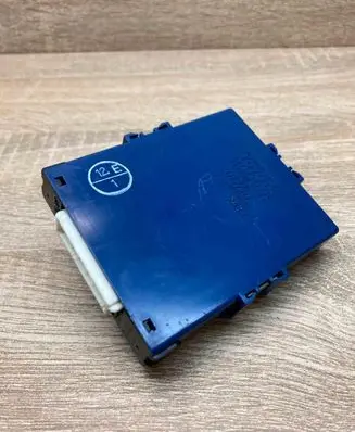 Toyota Prius (XW20) Comfort/convenience module 8911147030 2324005091 USED