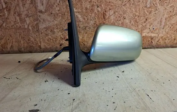 Toyota Prius (NHW20) Front door electric wing mirror E4022227 E012227