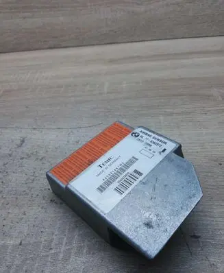 BMW 5 E39 Airbag control unit/module 8362072