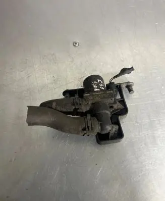 BMW 5 E60 E61 Coolant heater control valve 6920226 1147412174 081406