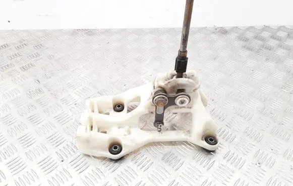 Hyundai Sonata Gear shifter/selector 437003KXXX