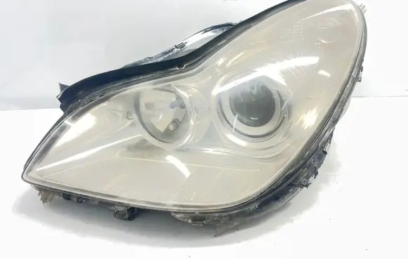 Mercedes-Benz CLS C219 Headlight/headlamp 159677