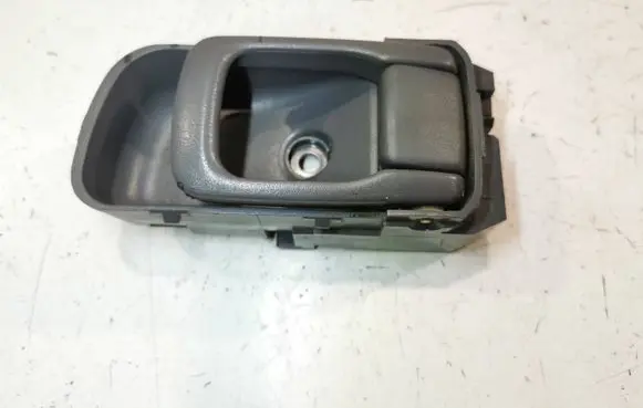 Nissan Navara D22 Front door interior handle