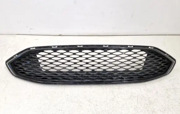 Ford Fusion II Front bumper upper radiator grill HS738A146 HS738A146AAW DKEVA