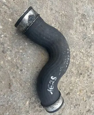 Volkswagen Golf V Intercooler hose/pipe