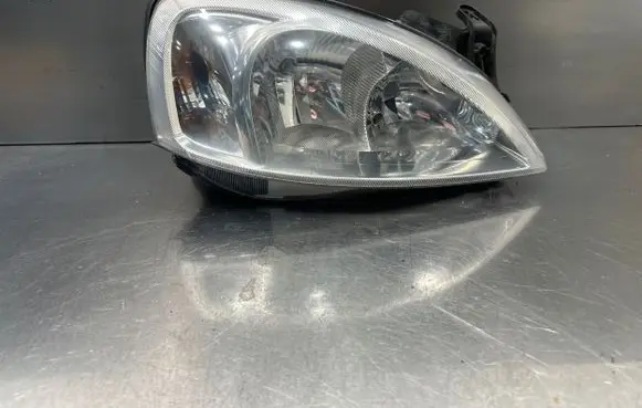 Opel Combo C Headlight/headlamp 13195924