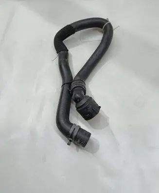 Skoda Superb B6 (3T) Engine coolant pipe/hose 1K0122157JH